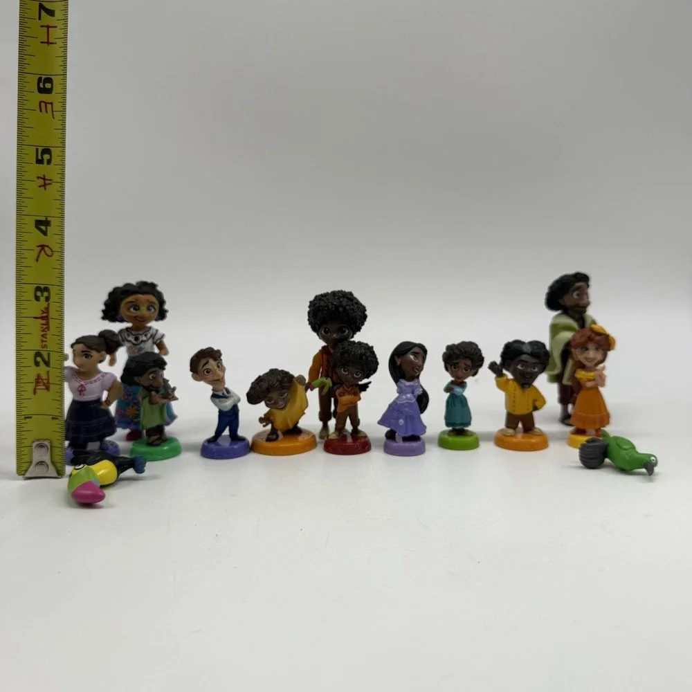 Disney Encanto Characters Mini Figures Dolls Cake Toppers Mixed Lot